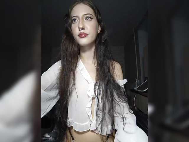 AlishaFomalgaut live cam on BongaCams