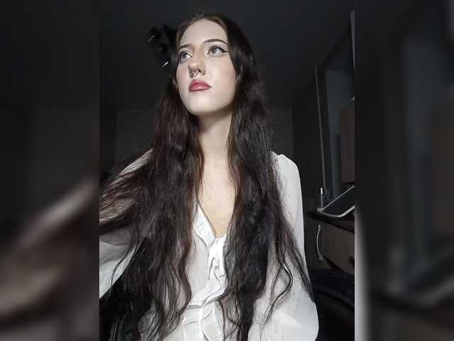 AlishaFomalgaut live cam on BongaCams