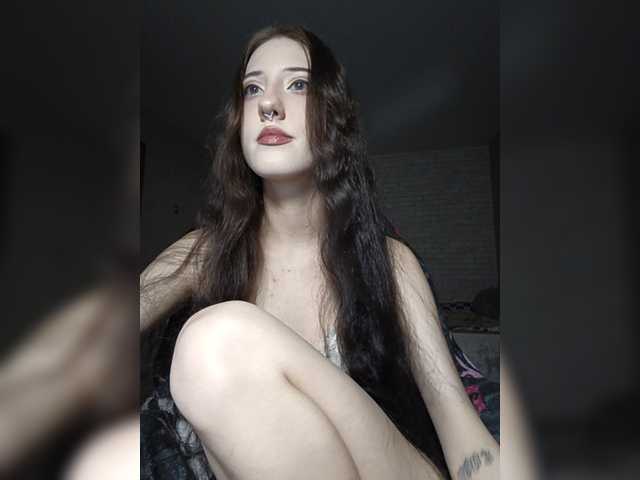 AlishaFomalgaut live cam on BongaCams