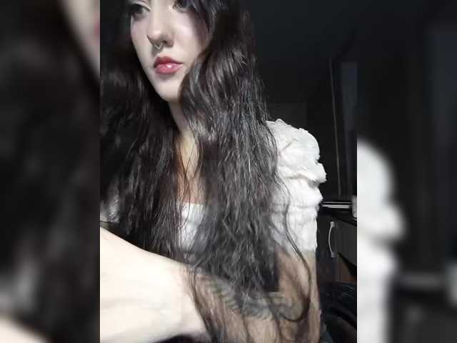 AlishaFomalgaut live cam on BongaCams