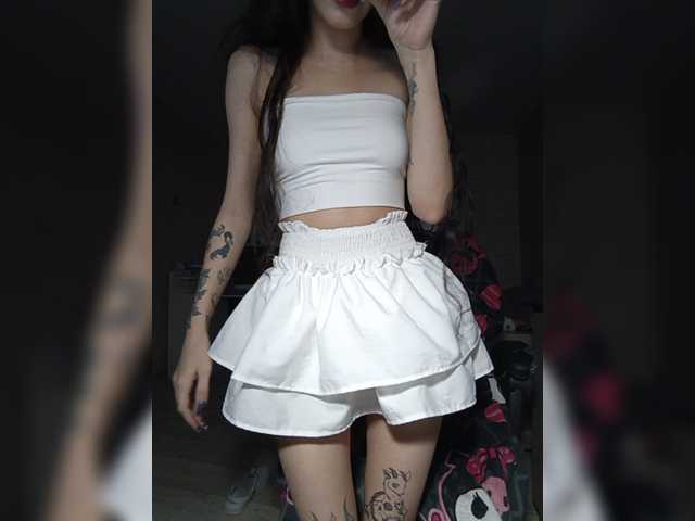 AlishaFomalgaut live cam on BongaCams