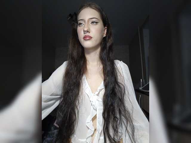 AlishaFomalgaut live cam on BongaCams