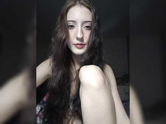 AlishaFomalgaut live cam on BongaCams