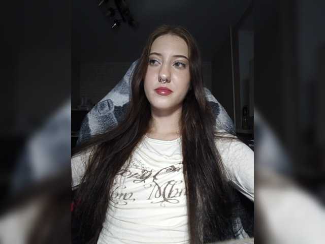 AlishaFomalgaut live cam on BongaCams