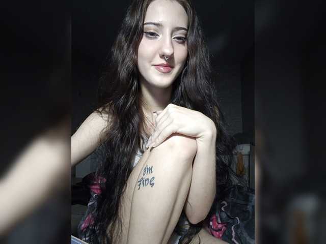 AlishaFomalgaut live cam on BongaCams