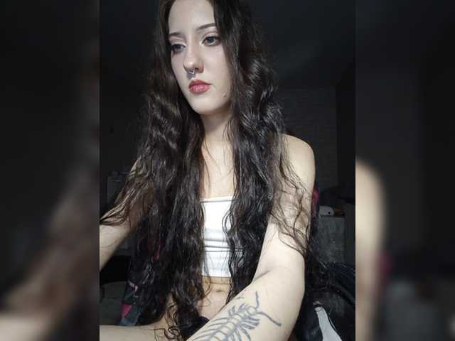 AlishaFomalgaut live cam on BongaCams