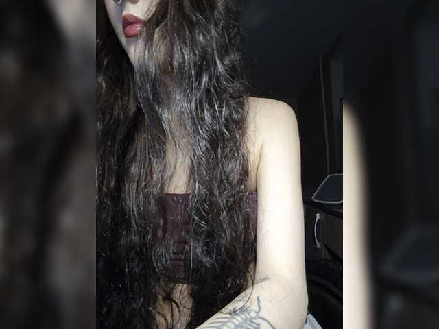AlishaFomalgaut live cam on BongaCams