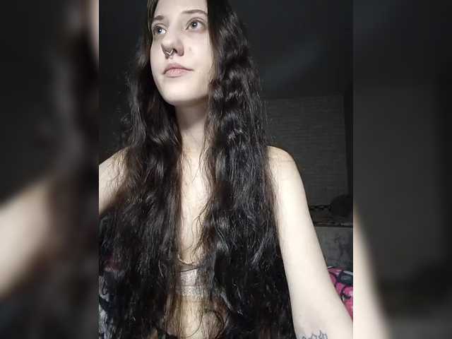 AlishaFomalgaut live cam on BongaCams