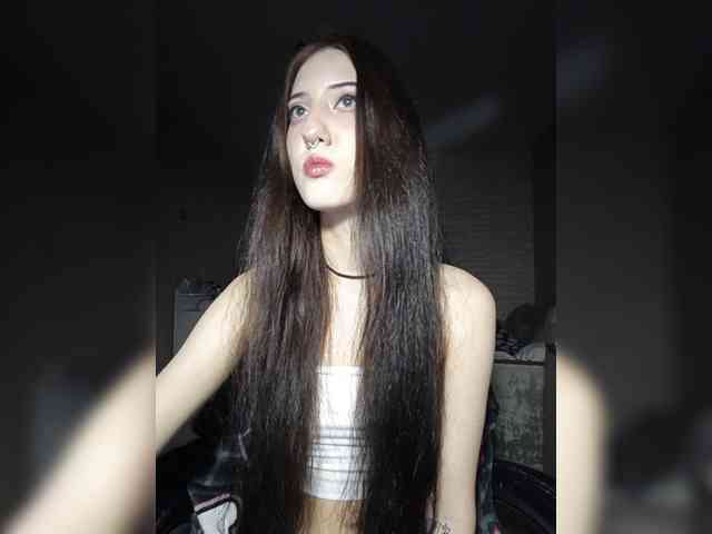 AlishaFomalgaut webcam