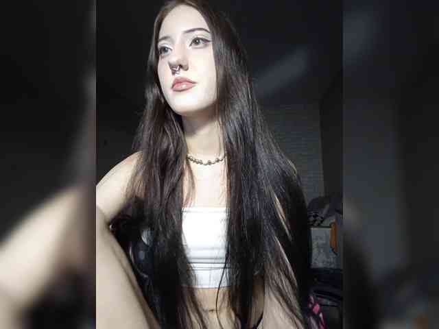 AlishaFomalgaut webcam