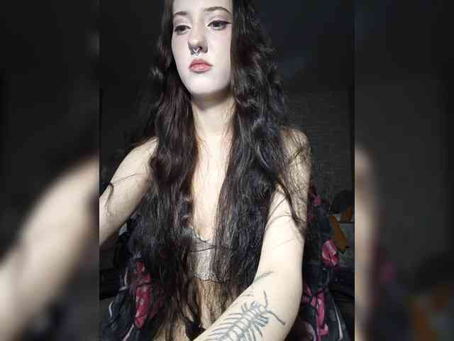 AlishaFomalgaut webcam