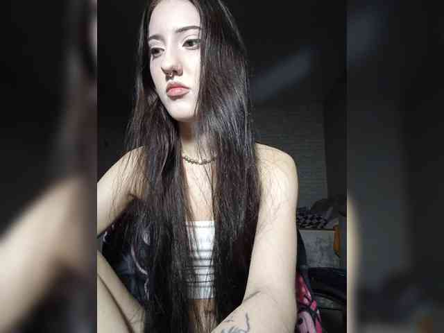 AlishaFomalgaut webcam