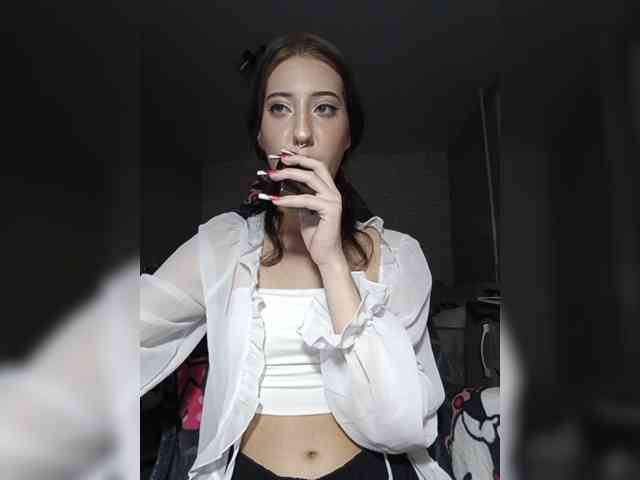 AlishaFomalgaut webcam