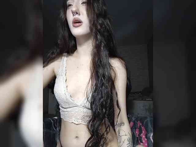 AlishaFomalgaut webcam