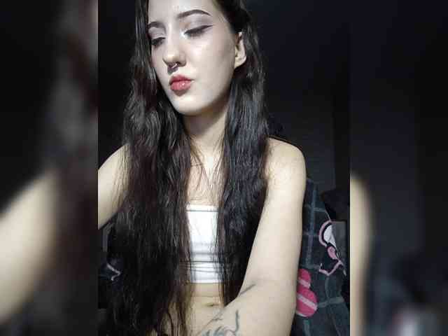 AlishaFomalgaut webcam