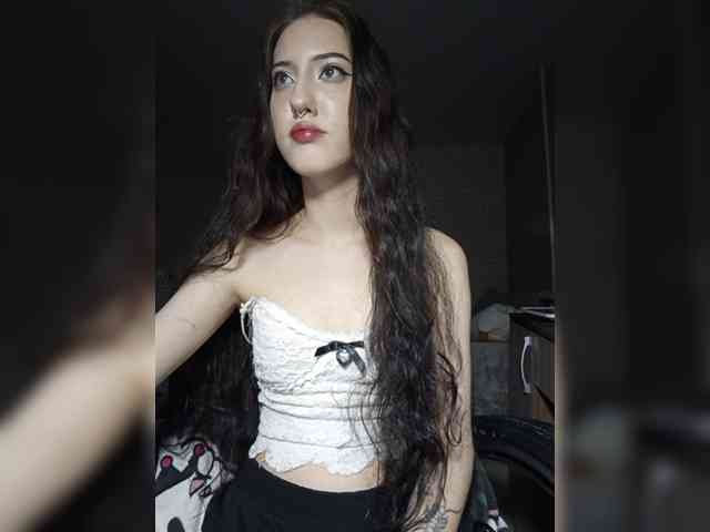 AlishaFomalgaut webcam