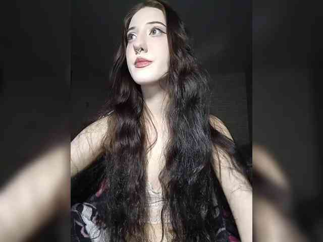 AlishaFomalgaut webcam