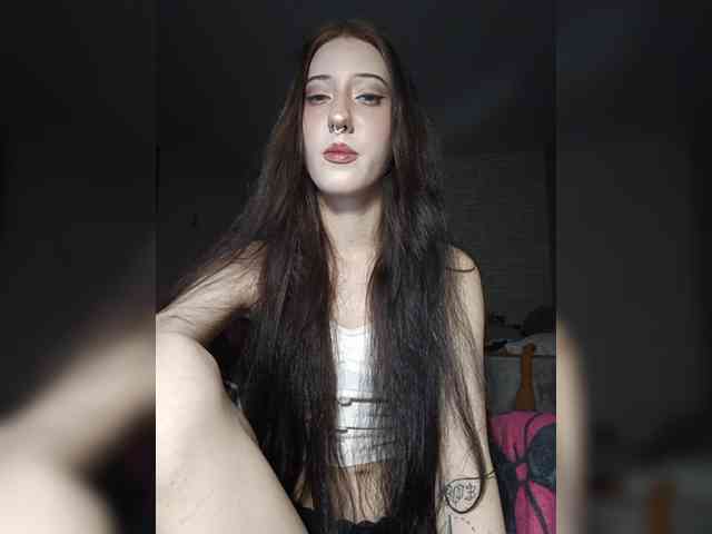 AlishaFomalgaut webcam