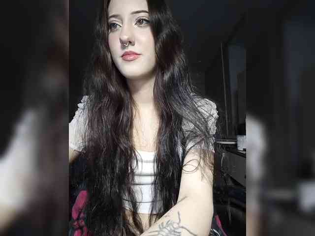 AlishaFomalgaut webcam