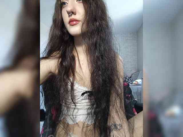AlishaFomalgaut webcam