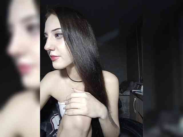 AlishaFomalgaut webcam