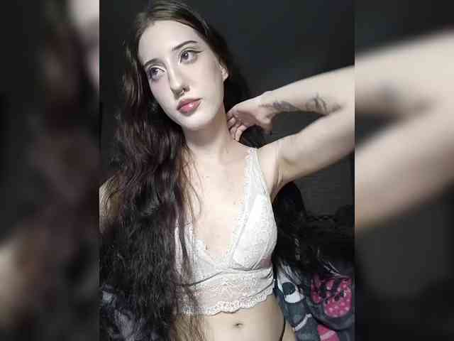 AlishaFomalgaut webcam