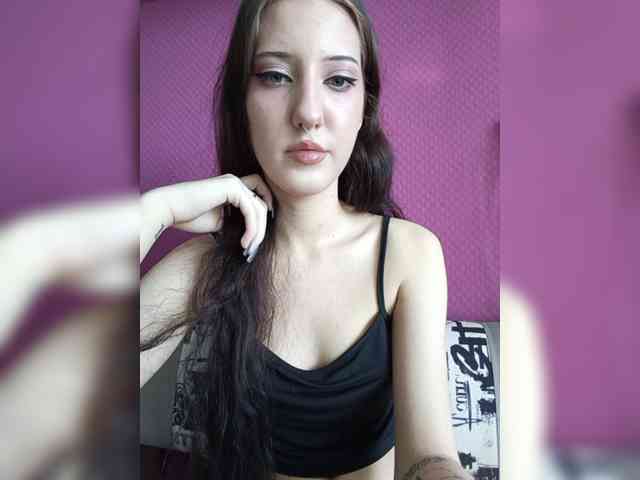 AlishaFomalgaut webcam