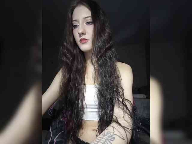AlishaFomalgaut webcam