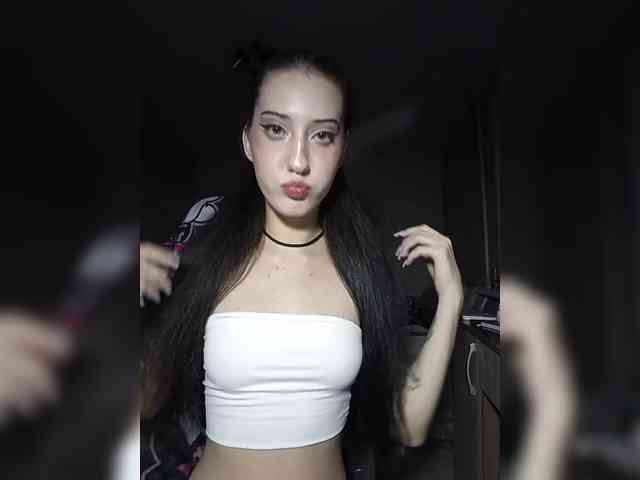 AlishaFomalgaut webcam