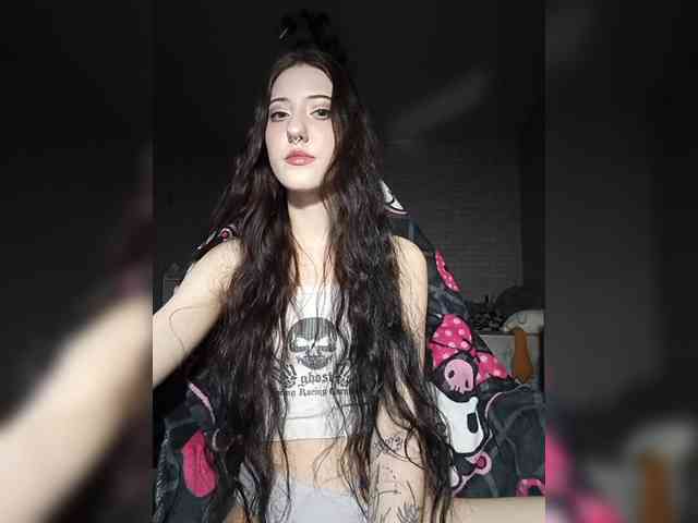 AlishaFomalgaut webcam