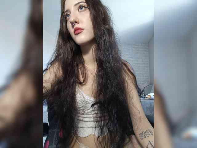 AlishaFomalgaut webcam