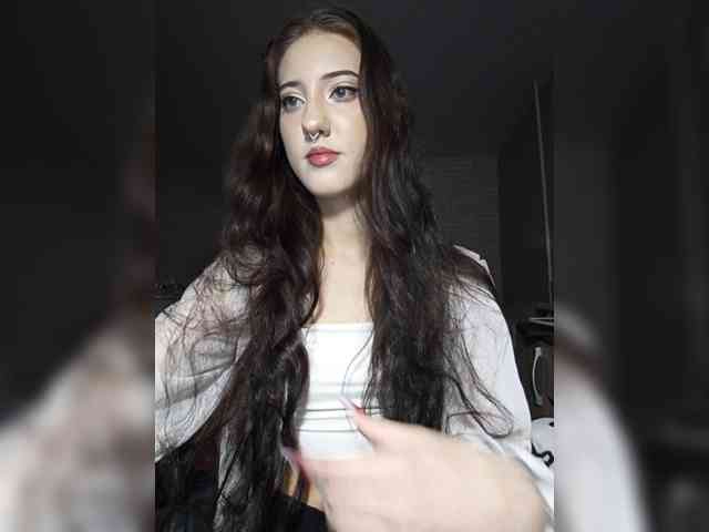 AlishaFomalgaut webcam