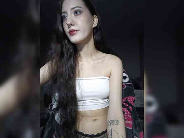 AlishaFomalgaut webcam