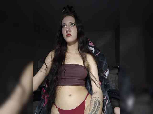 AlishaFomalgaut webcam