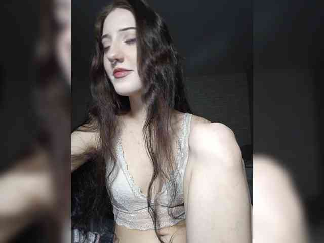 AlishaFomalgaut webcam