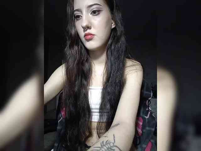 AlishaFomalgaut webcam