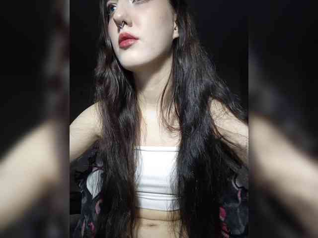 AlishaFomalgaut webcam