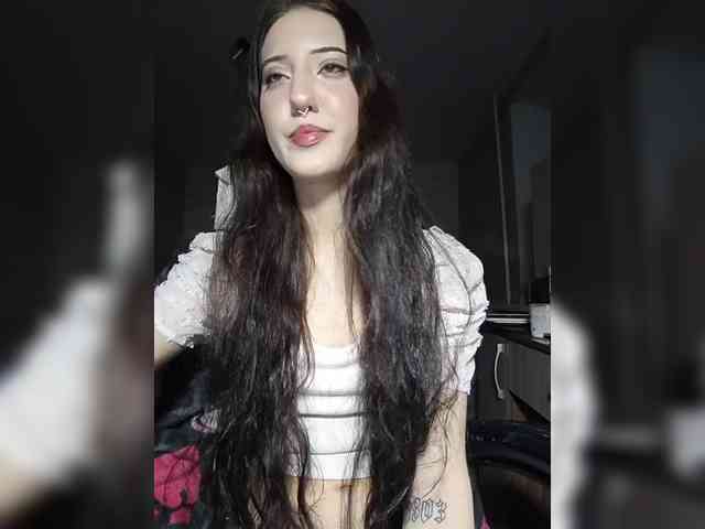 AlishaFomalgaut webcam