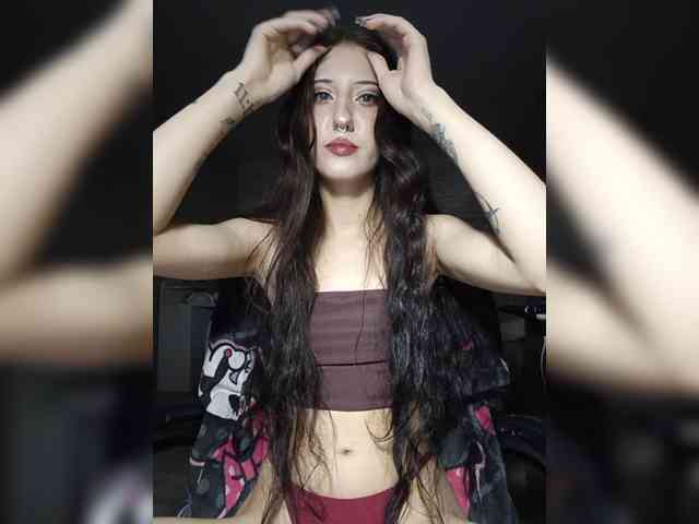 AlishaFomalgaut webcam