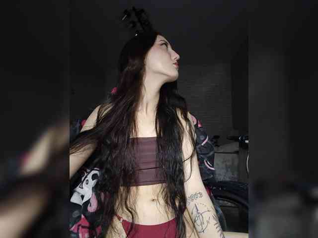 AlishaFomalgaut webcam