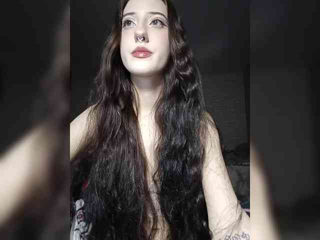 AlishaFomalgaut webcam