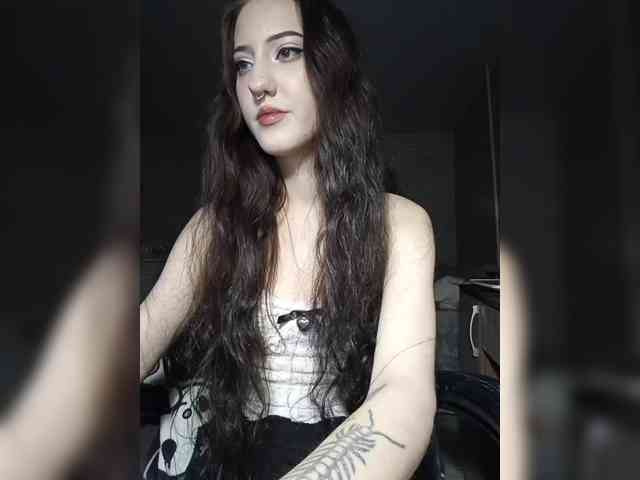 AlishaFomalgaut webcam