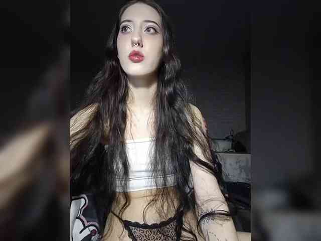 AlishaFomalgaut webcam