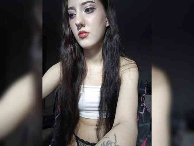 AlishaFomalgaut webcam