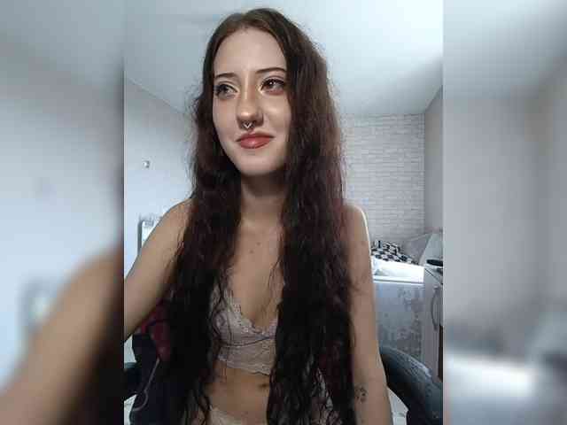 AlishaFomalgaut webcam