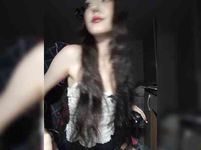 AlishaFomalgaut webcam