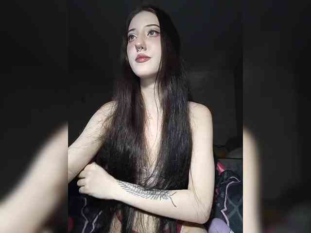 AlishaFomalgaut webcam