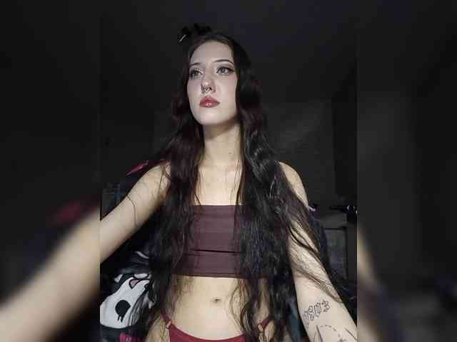 AlishaFomalgaut webcam
