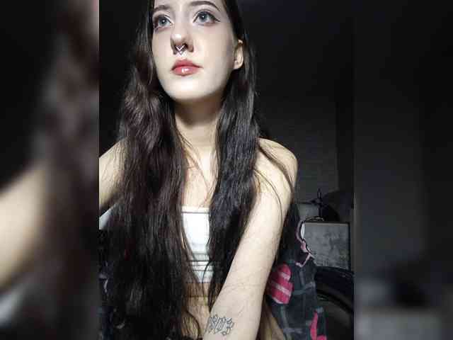 AlishaFomalgaut webcam