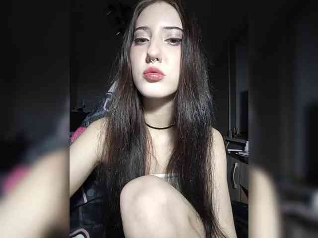 AlishaFomalgaut webcam